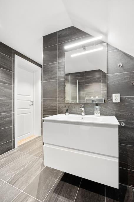 Apartamento Lille Damsgardsveien 61 Bergen Exterior foto